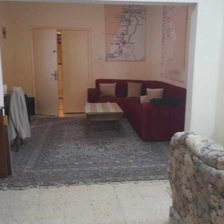Student House Hostel Madaba Exterior foto