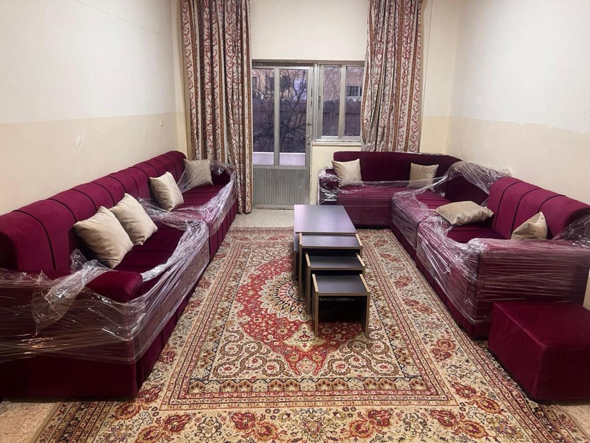 Student House Hostel Madaba Exterior foto